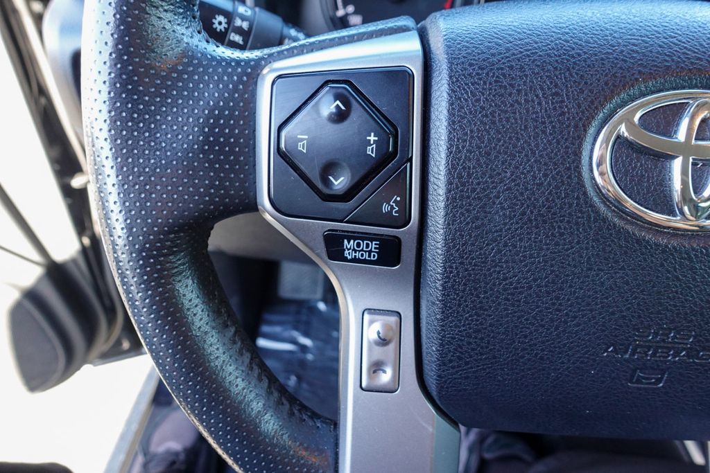 2023 Toyota 4Runner SR5 Premium photo 14
