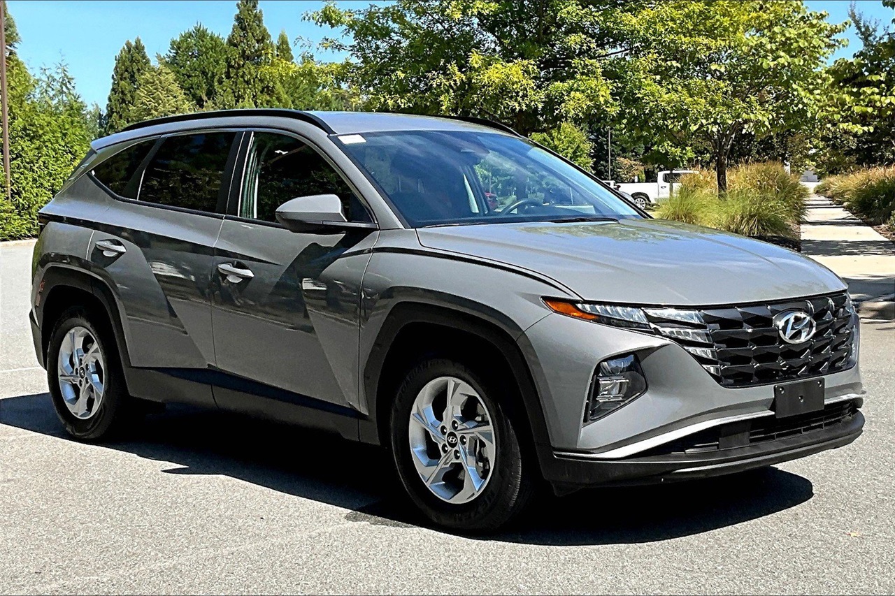2024 Hyundai Tucson SEL photo 2