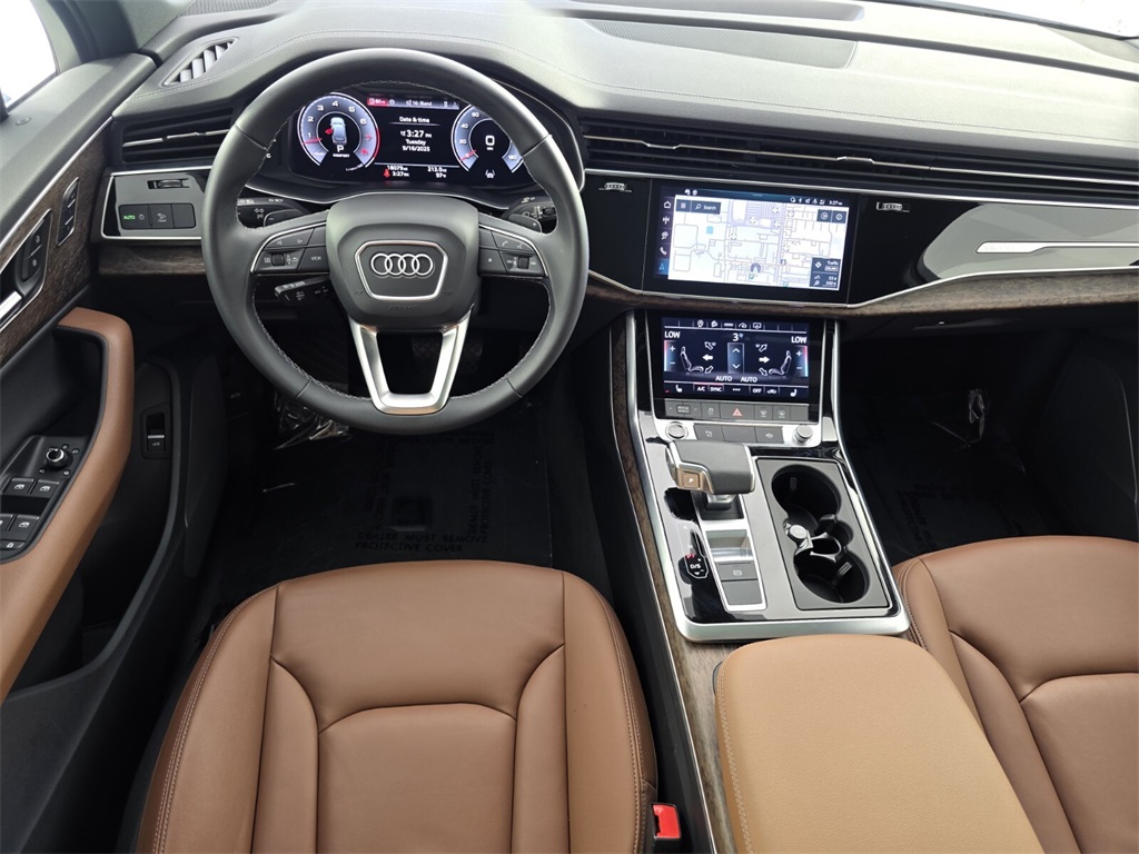 2025 Audi Q7 55 Premium photo 11