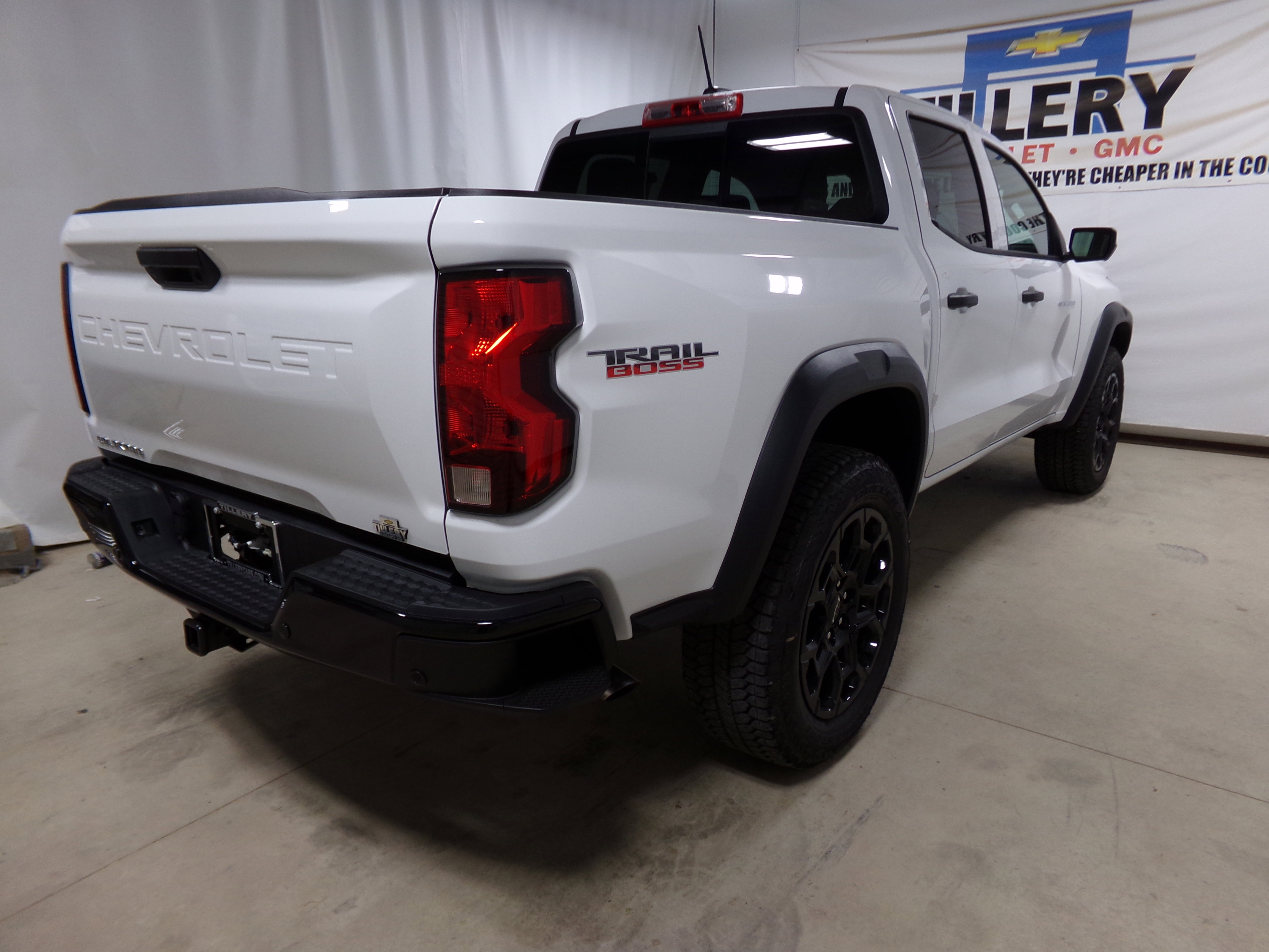 2026 Chevrolet Colorado Trail Boss photo 3