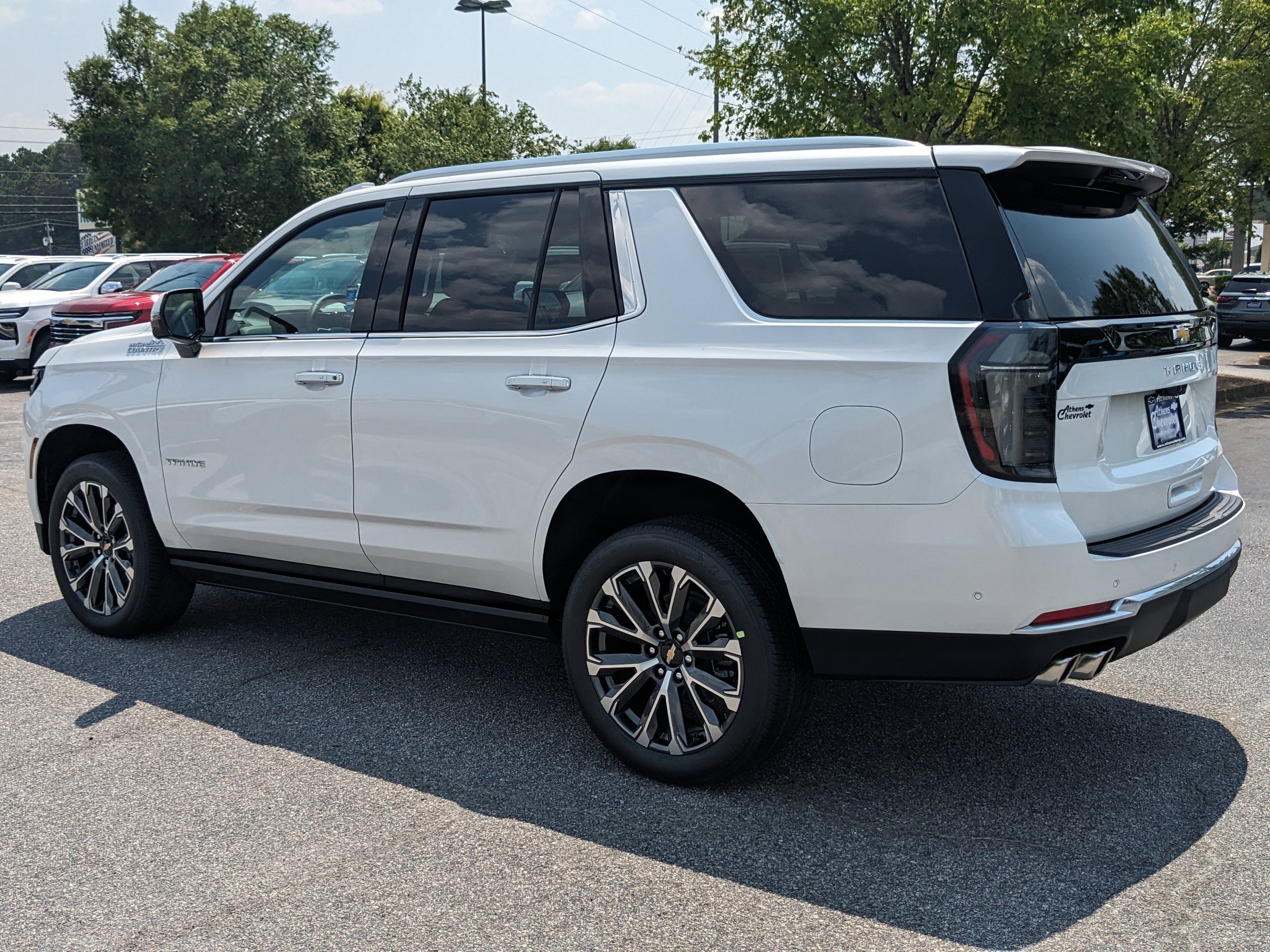 2025 Chevrolet Tahoe High Country photo 4