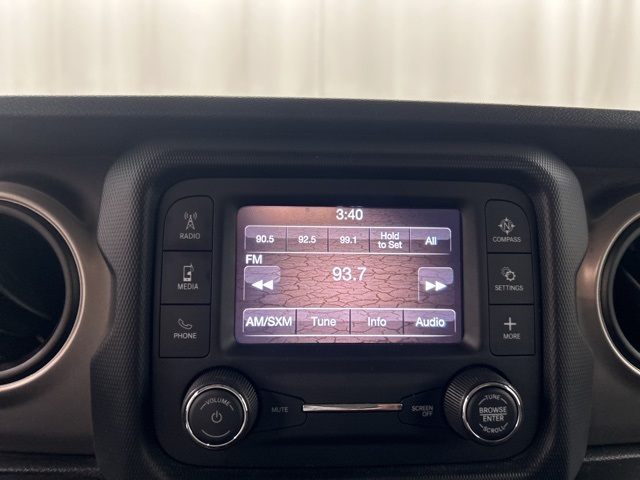 2020 Jeep Wrangler Sport S photo 13