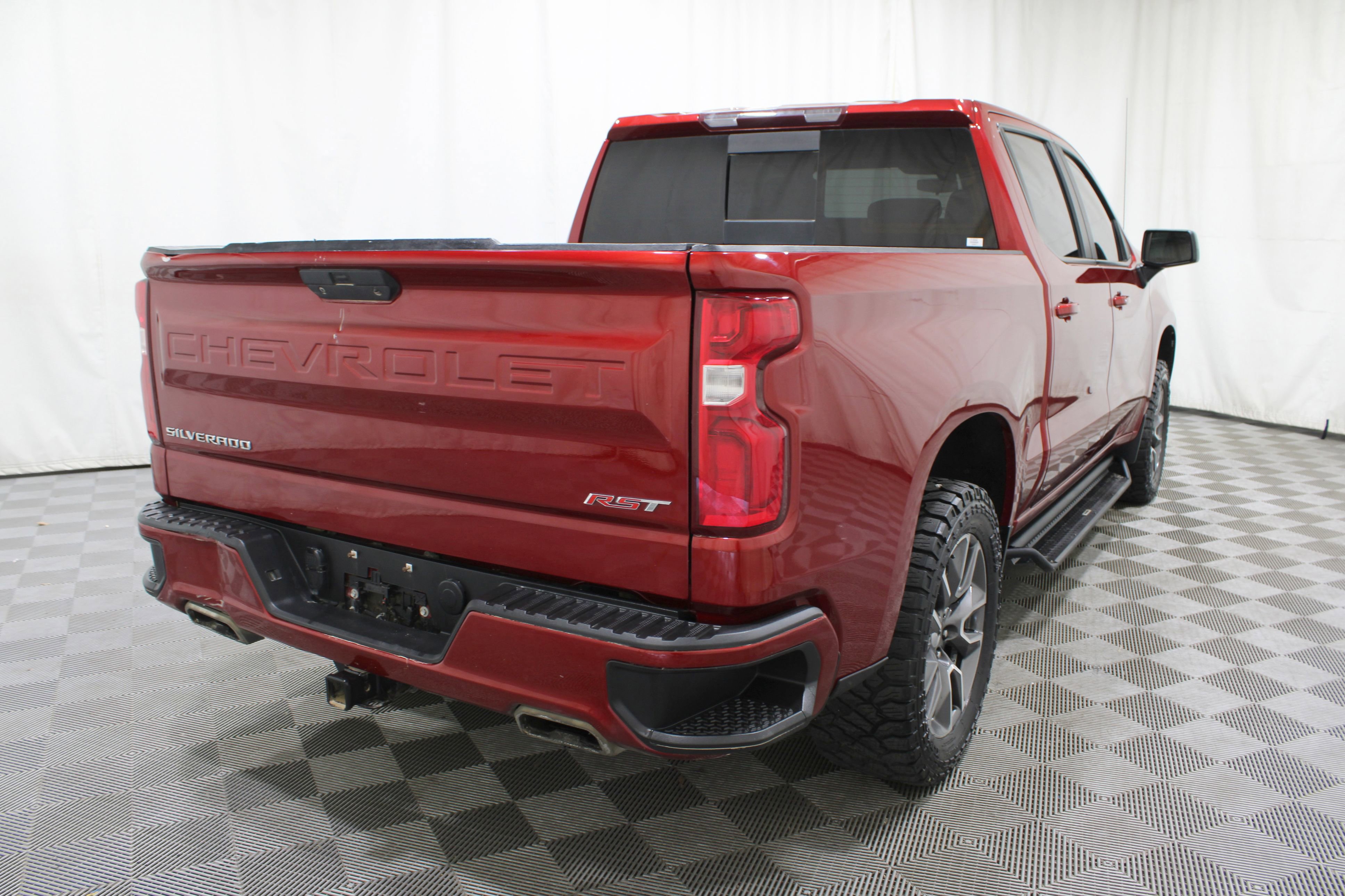 2021 Chevrolet Silverado 1500 RST photo 3