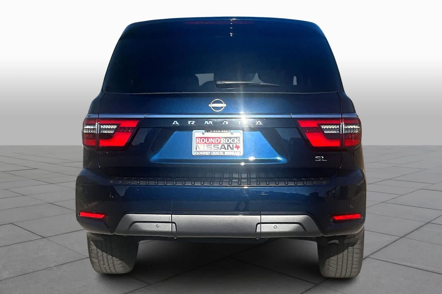2024 Nissan Armada SL photo 2