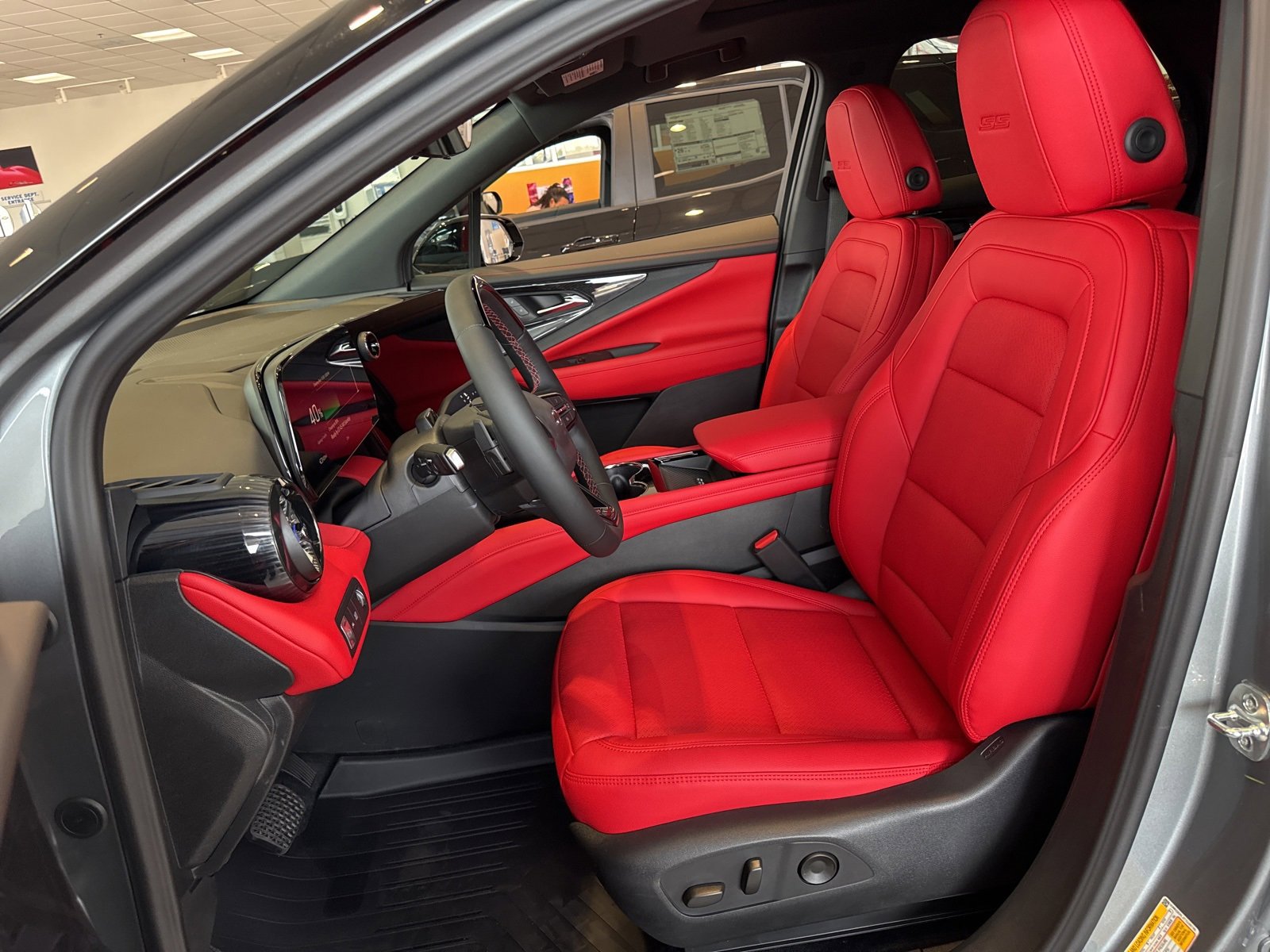 2026 Chevrolet Blazer EV photo 14