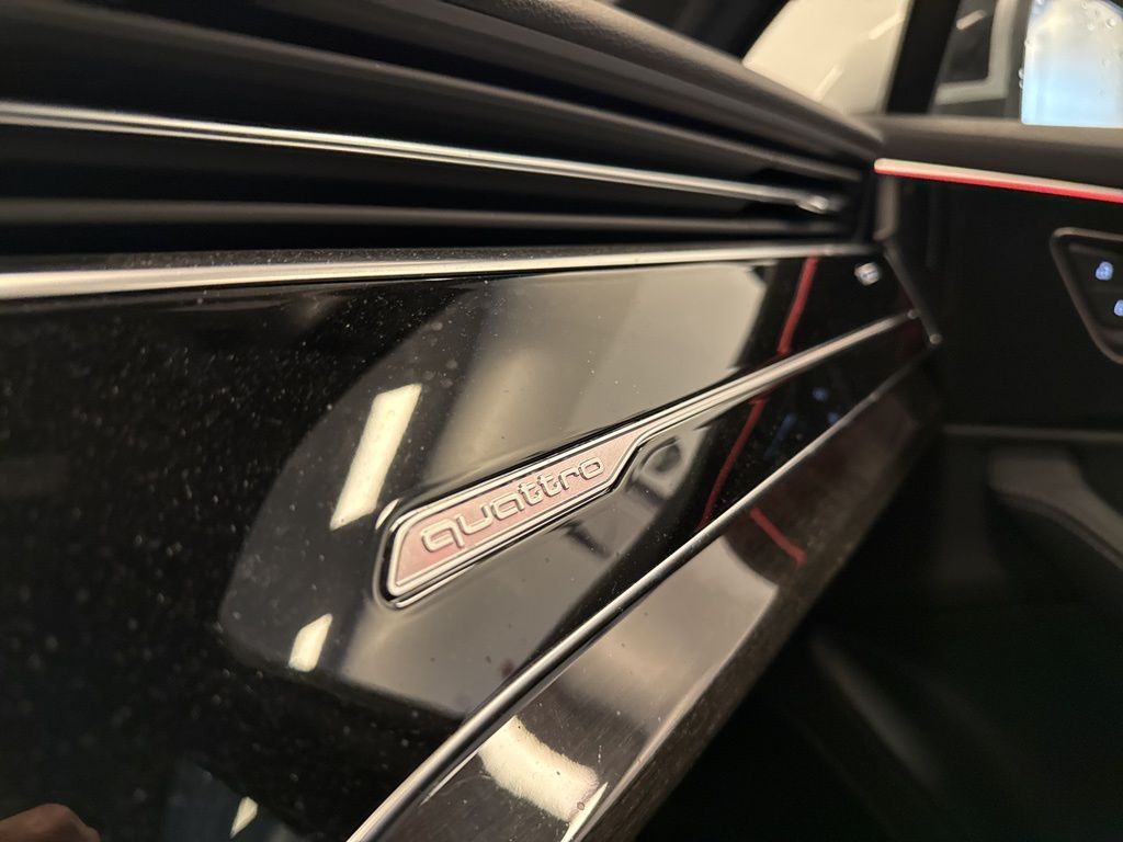 2025 Audi Q7 45 Premium Plus photo 25