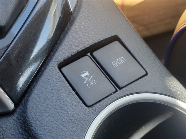 2018 Toyota Corolla SE photo 35