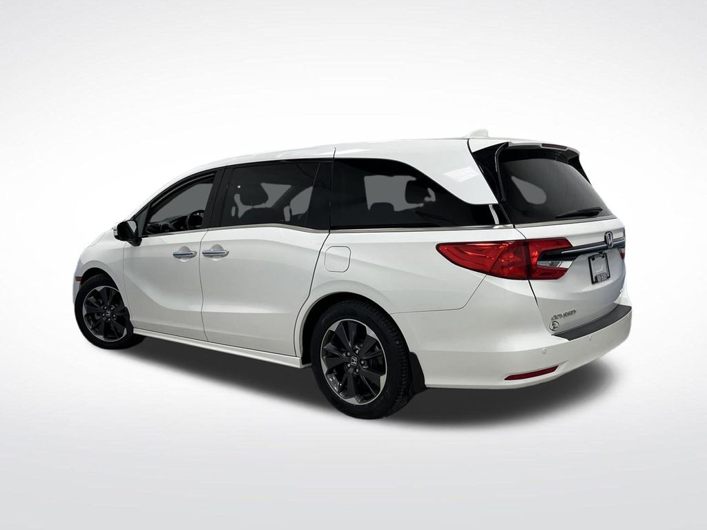 2022 Honda Odyssey Elite photo 2