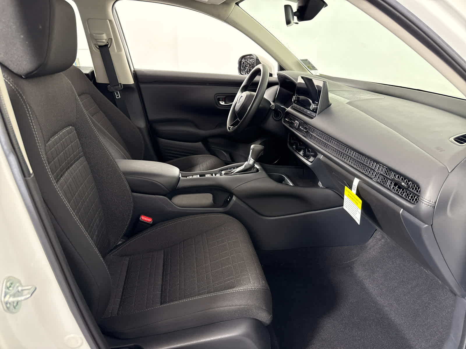 2025 Honda HR-V LX photo 20