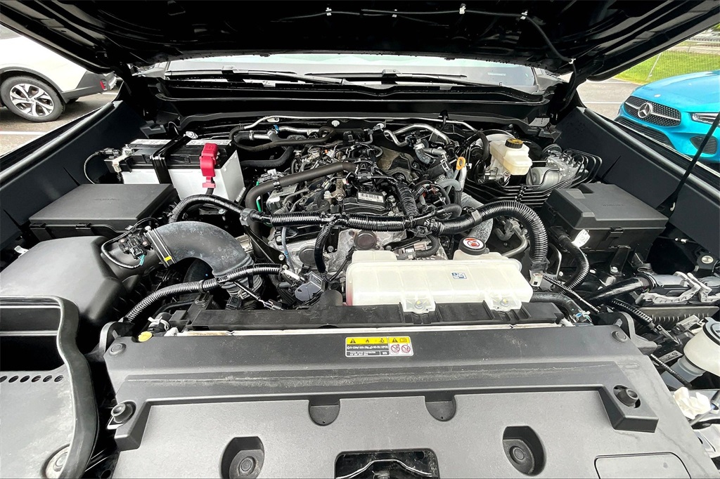 2024 Toyota Tacoma SR5 photo 28