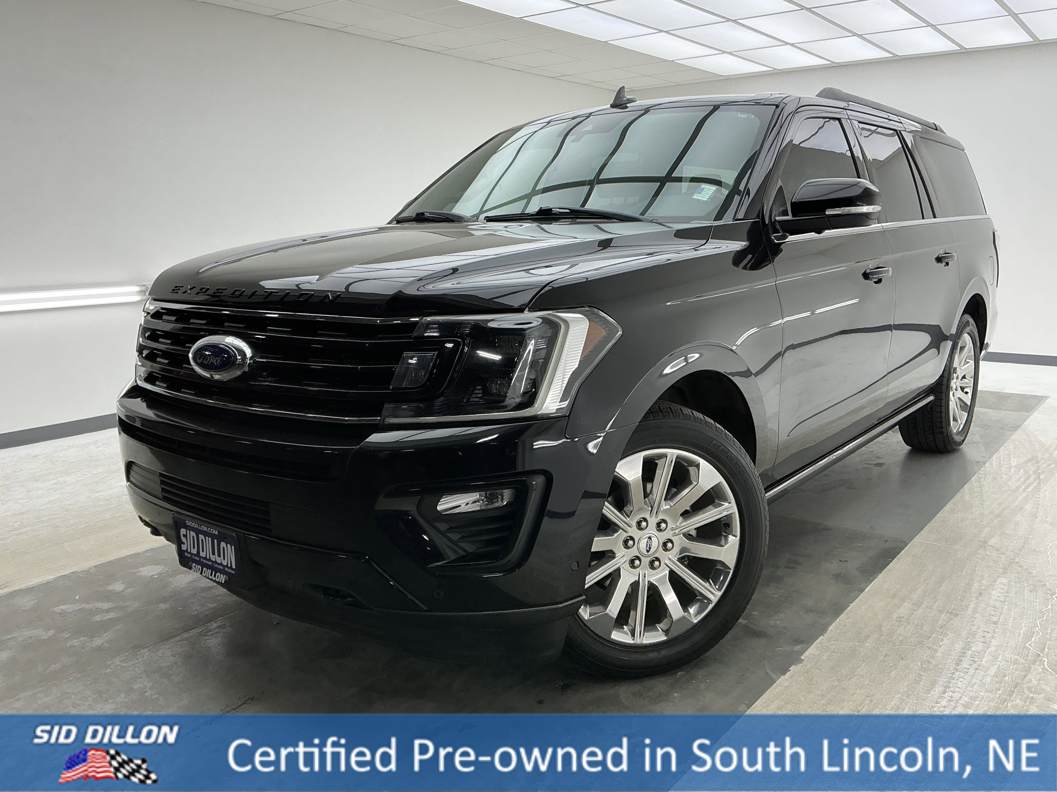 2020 Ford Expedition Limited's photo