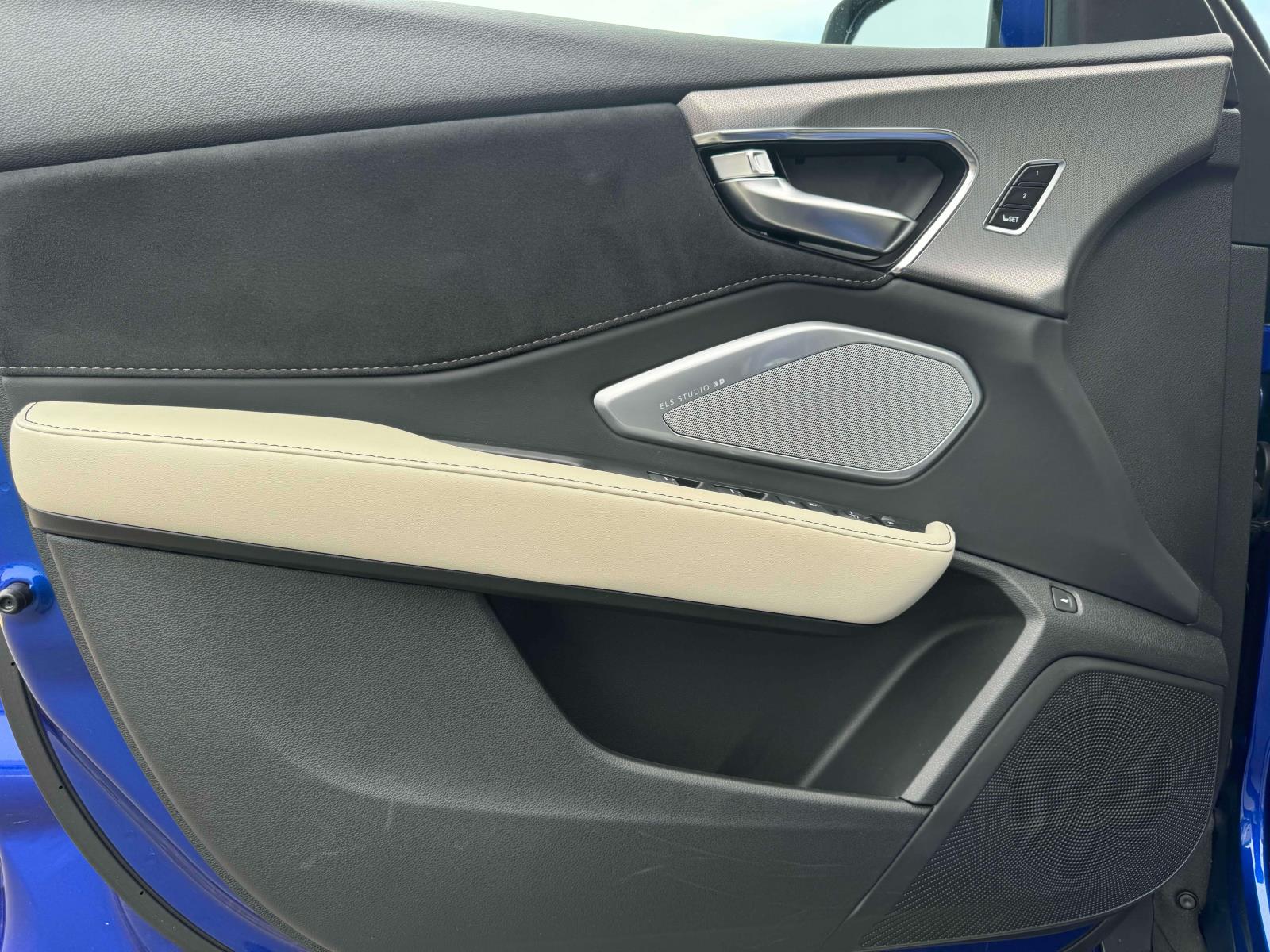 2025 Acura RDX A-Spec photo 17