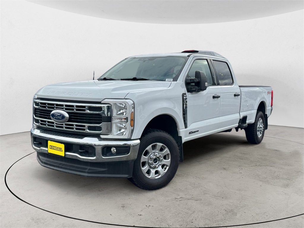 2024 Ford F-350 Super Duty XLT's photo