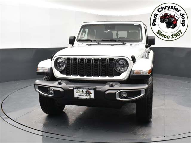 Used 2024 Jeep Gladiator Sport S with VIN 1C6JJTAG4RL113287 for sale in Burnsville, Minnesota