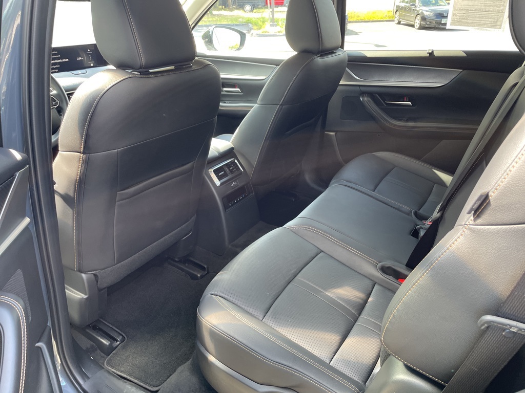 2025 Mazda CX-70 Premium photo 8