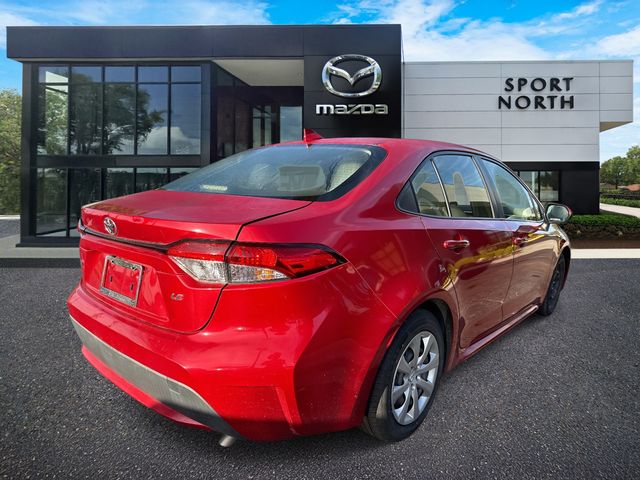 2020 Toyota Corolla LE photo 2