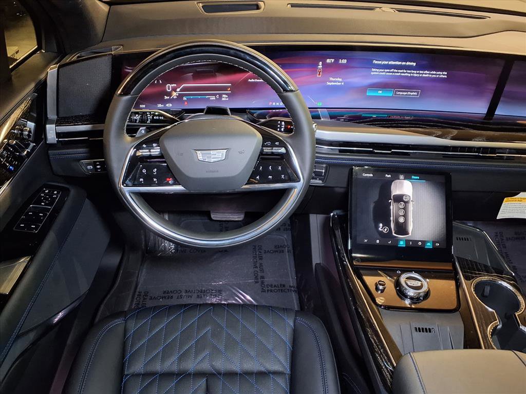 2026 Cadillac Escalade IQ Luxury photo 10