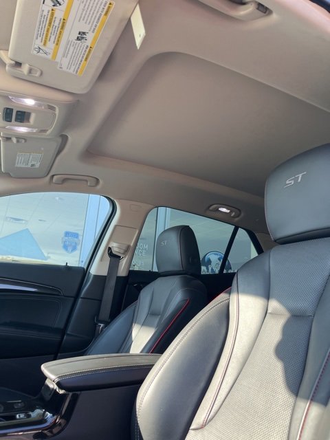 2023 Buick Envision Essence photo 4