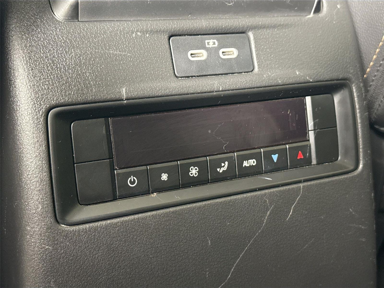 2024 Mazda CX-90 3.3 Turbo Preferred photo 37