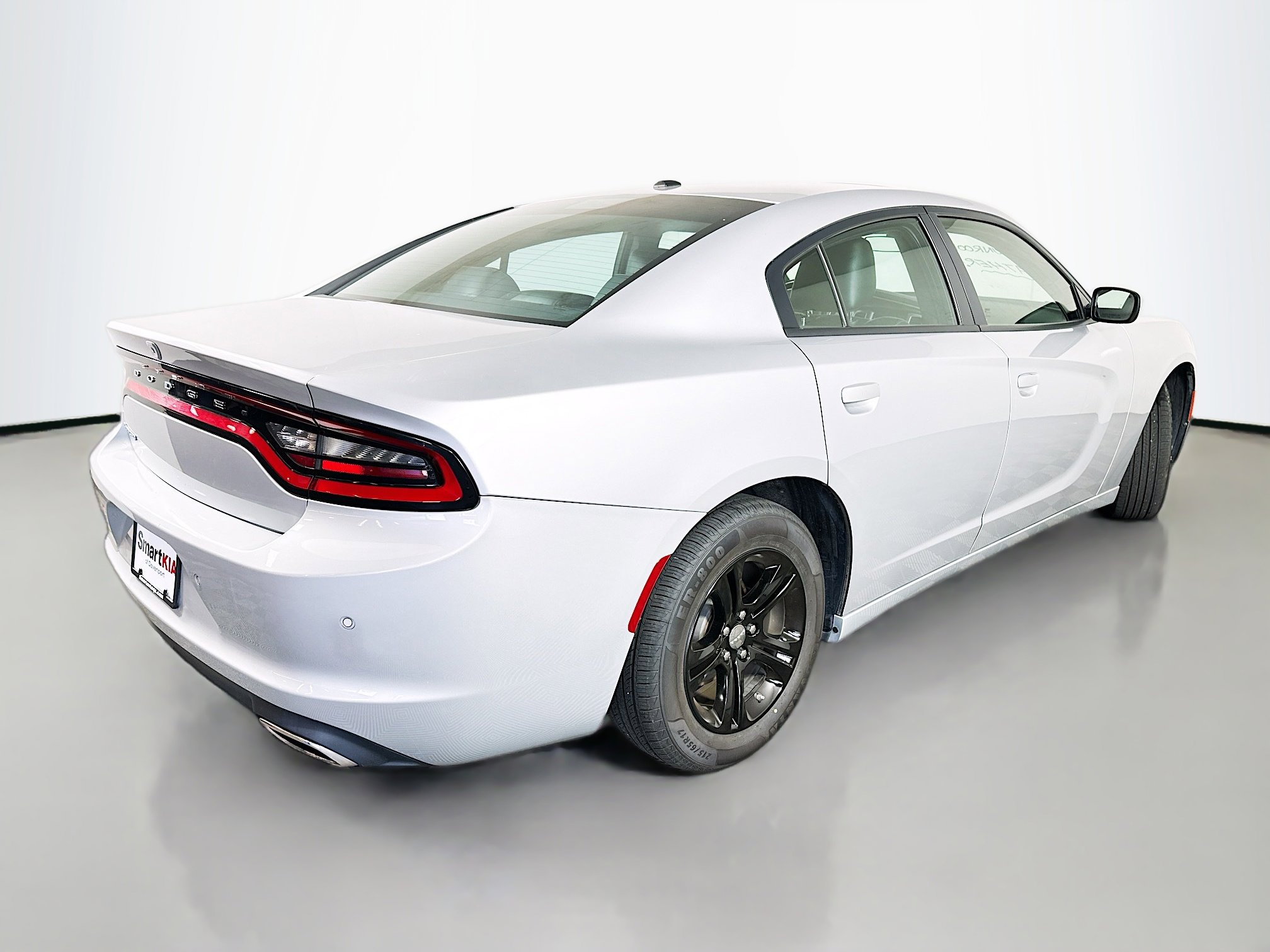 2022 Dodge Charger SXT photo 5
