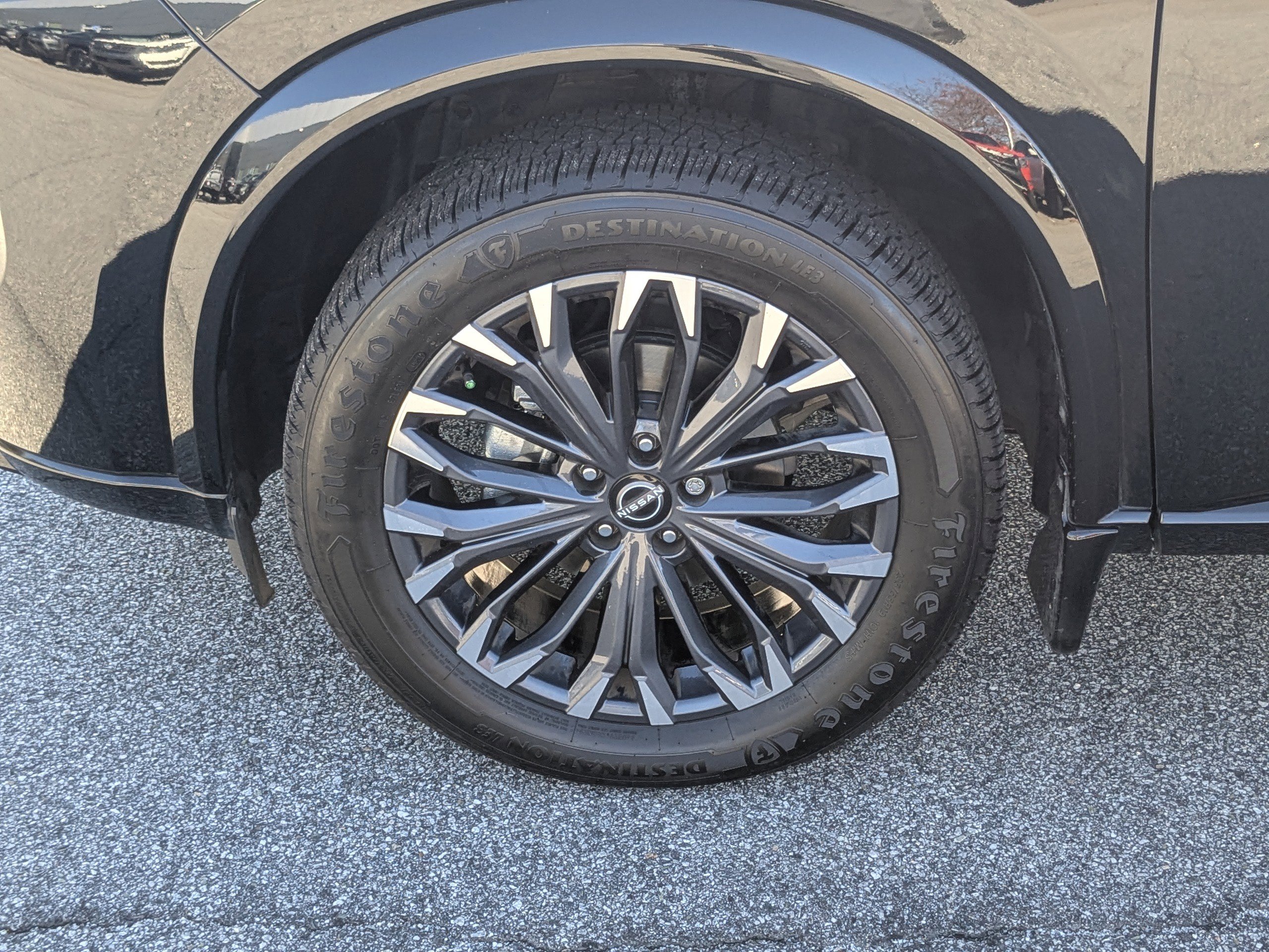 2024 Nissan Rogue Platinum photo 4