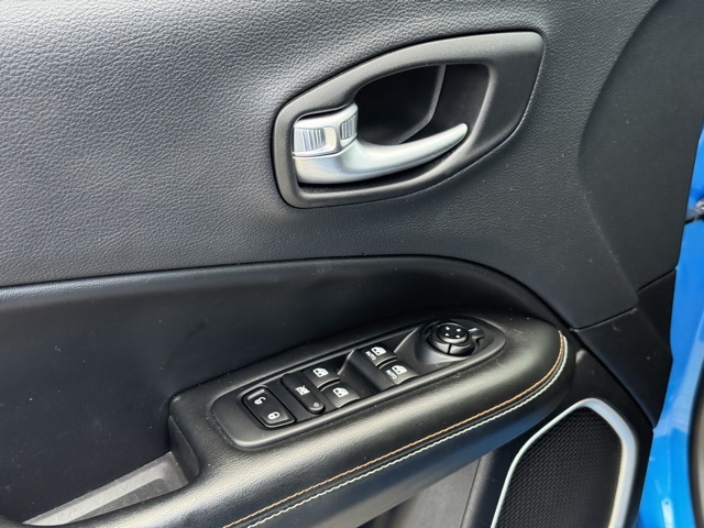 2017 Jeep Compass Sport photo 8