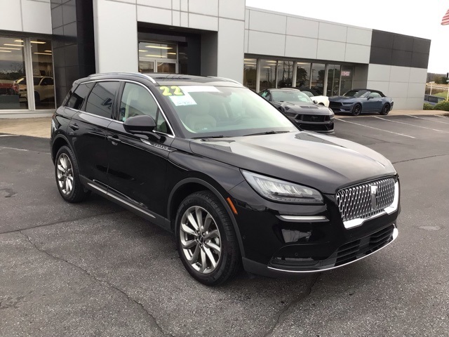 2022 Lincoln Corsair Base's photo