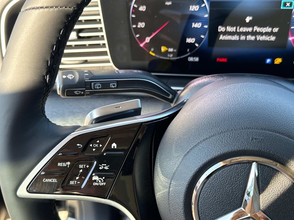 2026 Mercedes Benz GLE 450 4MATIC photo 26