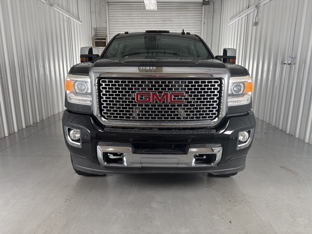 2016 Gmc Sierra Denali photo 2