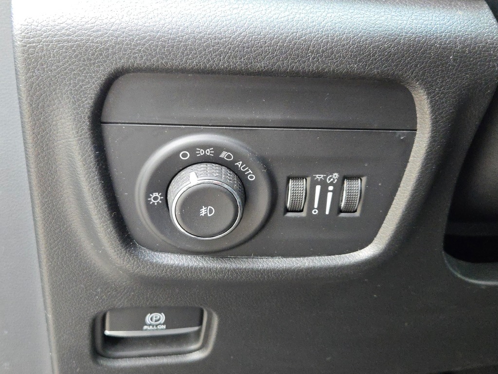 2022 Jeep Grand Cherokee Limited photo 27