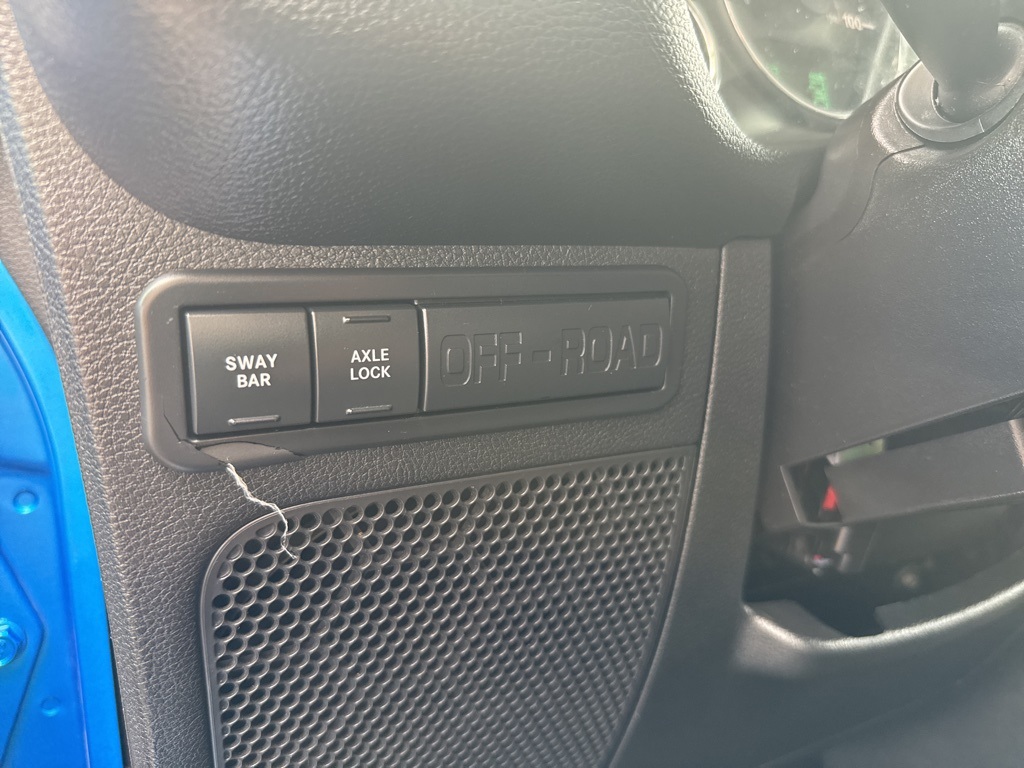2014 Jeep Wrangler Unlimited Rubicon photo 34