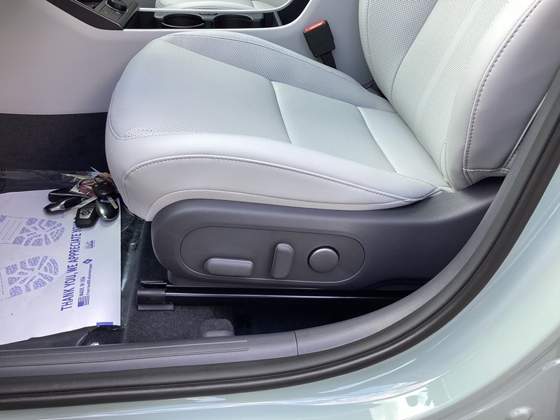 2026 Hyundai Kona SEL photo 29