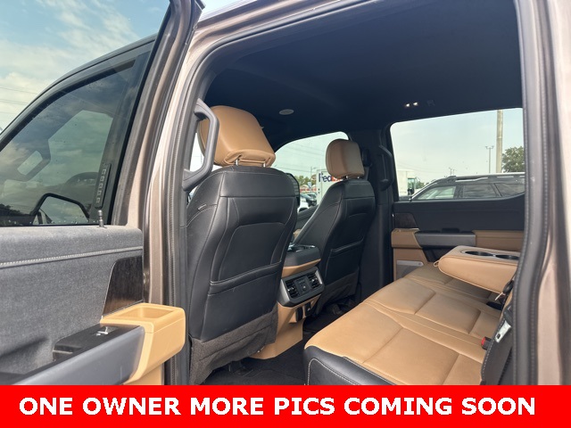 2023 Ford F-250 Lariat photo 16