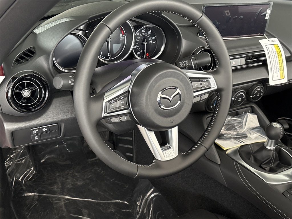 2025 Mazda MX-5 Miata Miata photo 10