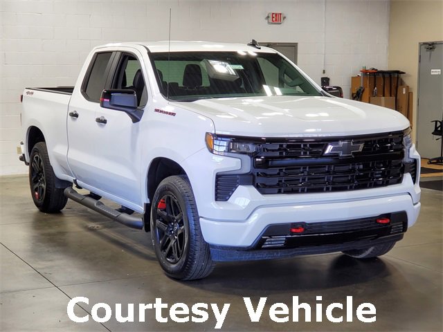 2025 Chevrolet Silverado 1500 RST photo 3