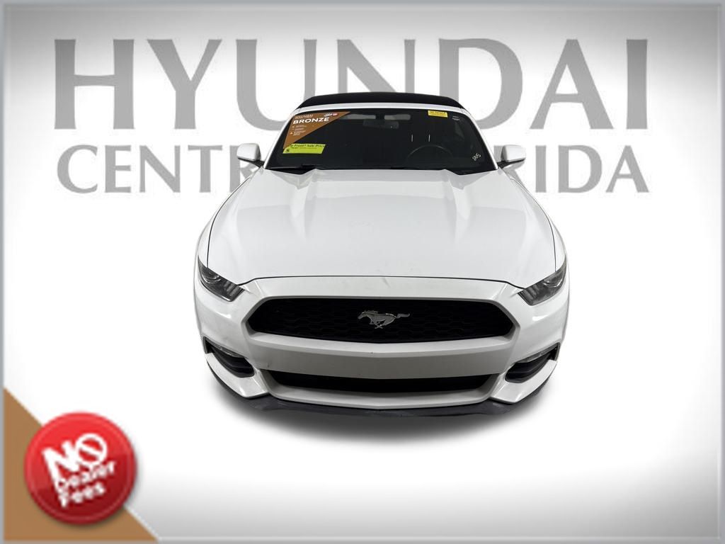 2015 Ford Mustang V6 Convertible photo 7