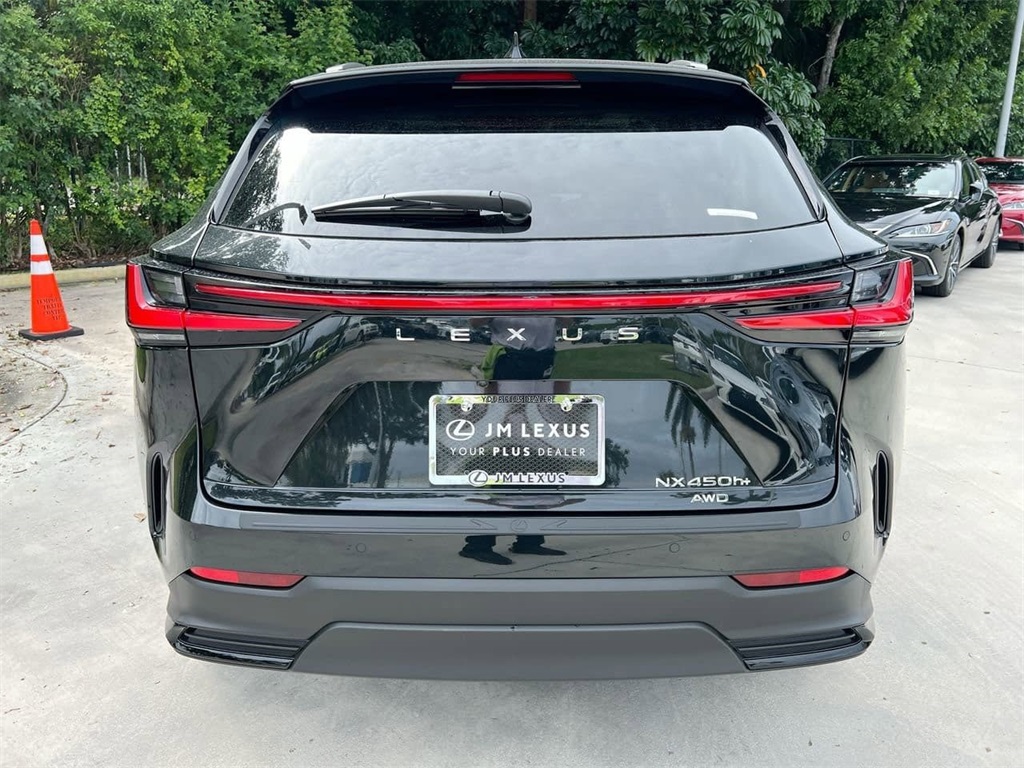 2026 Lexus NX Premium AWD photo 4