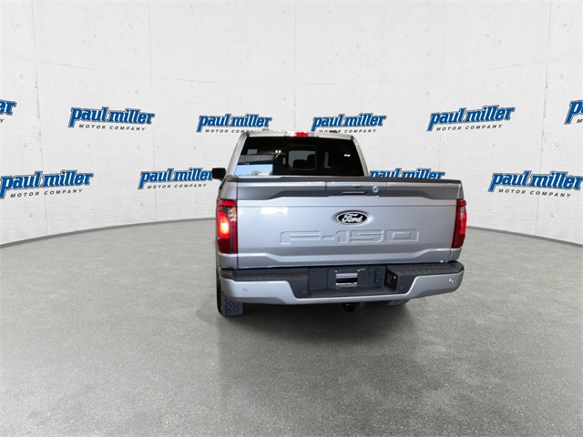 2025 Ford F-150 XLT photo 8