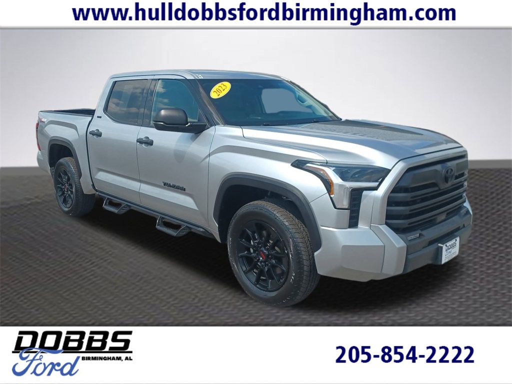 2023 Toyota Tundra SR5's photo