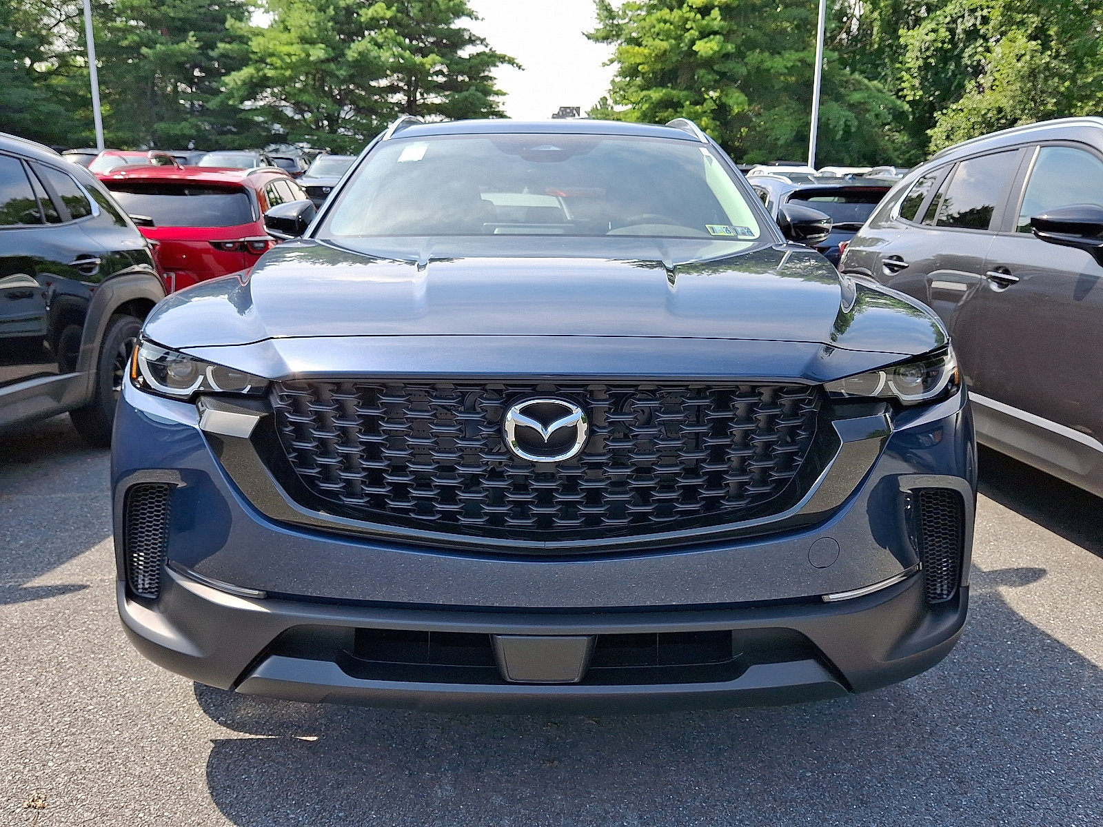 2025 Mazda CX-50 2.5 S Preferred photo 2