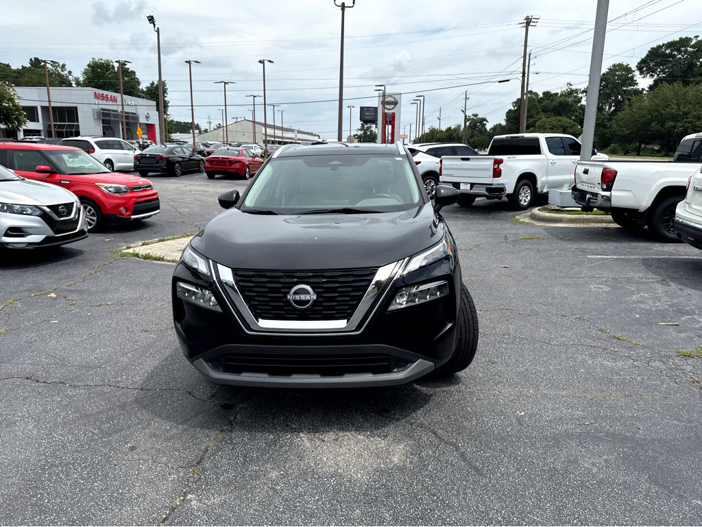 2023 Nissan Rogue SV photo 2