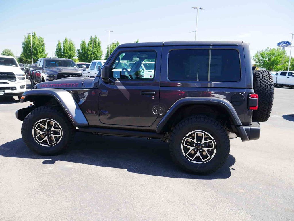2025 Jeep Wrangler Rubicon photo 4