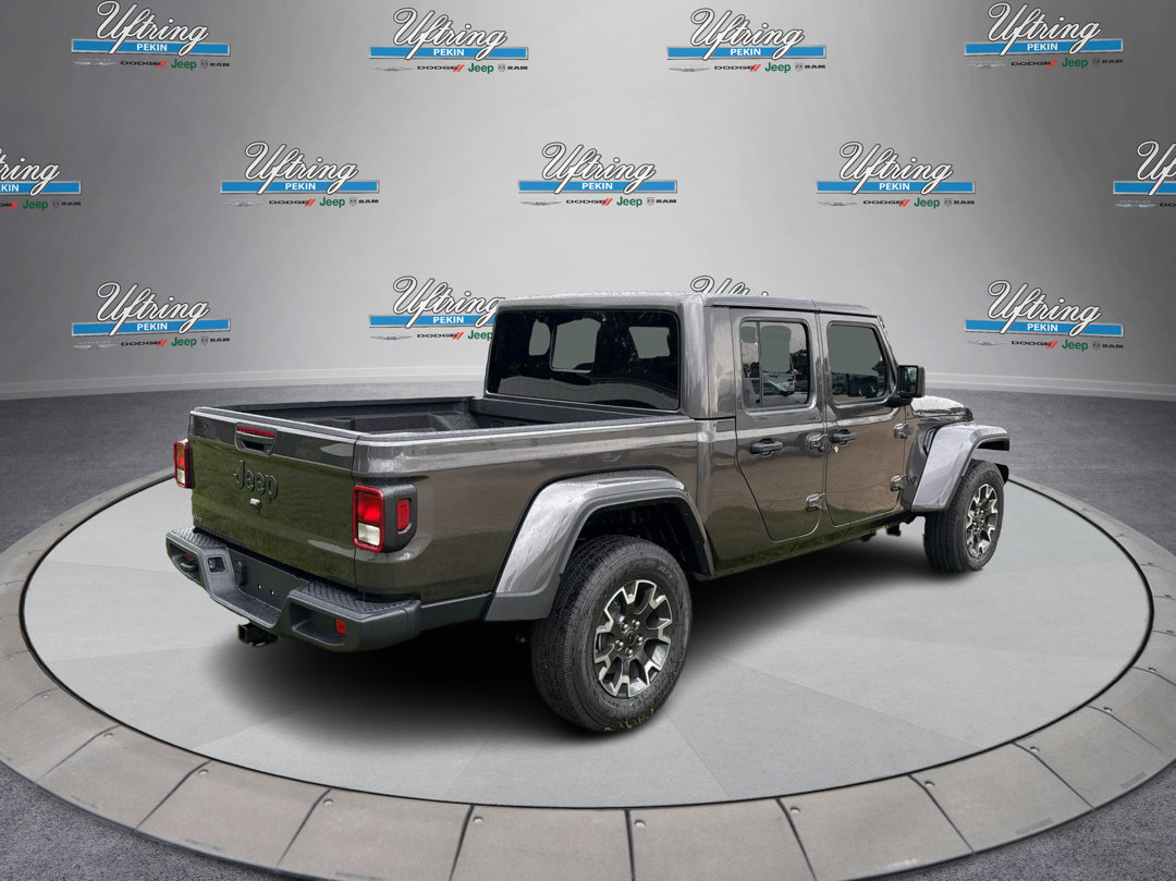 2025 Jeep Gladiator Sport S photo 2