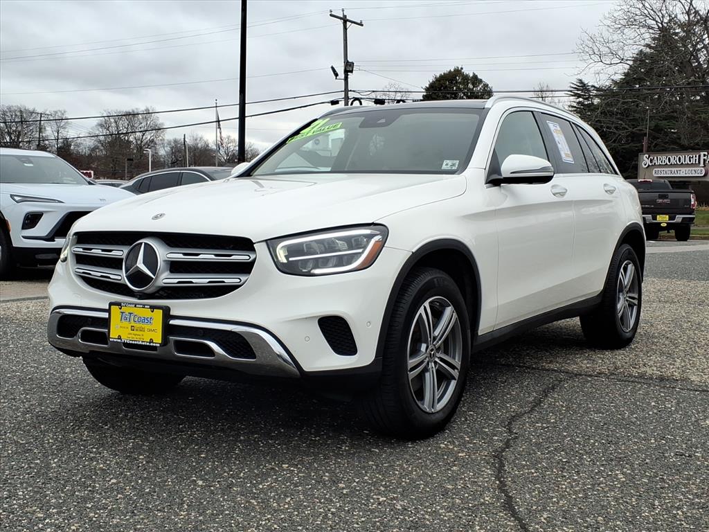 2021 Mercedes Benz GLC 300 4MATIC photo 2