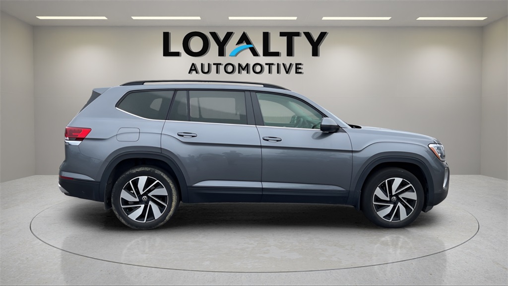 2024 Volkswagen Atlas SE Technology photo 5