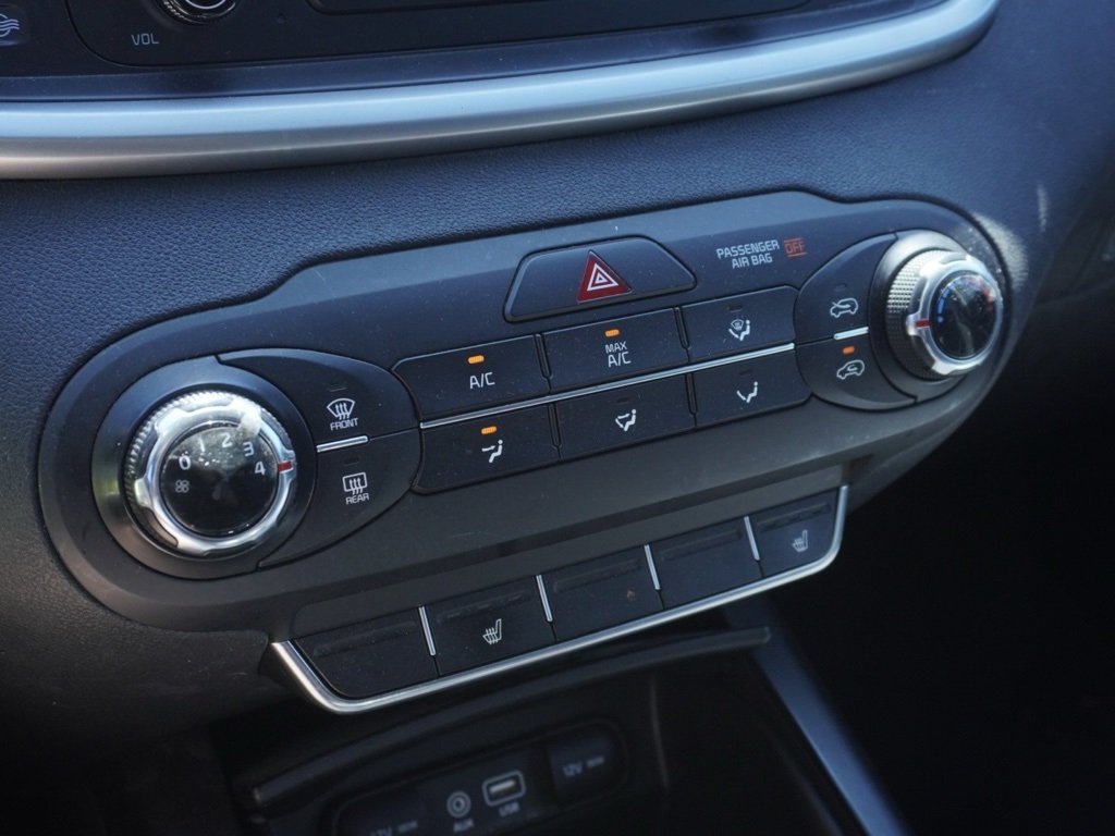 2016 Kia Sorento LX photo 18