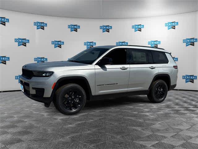 2025 Jeep Grand Cherokee L Altitude's photo