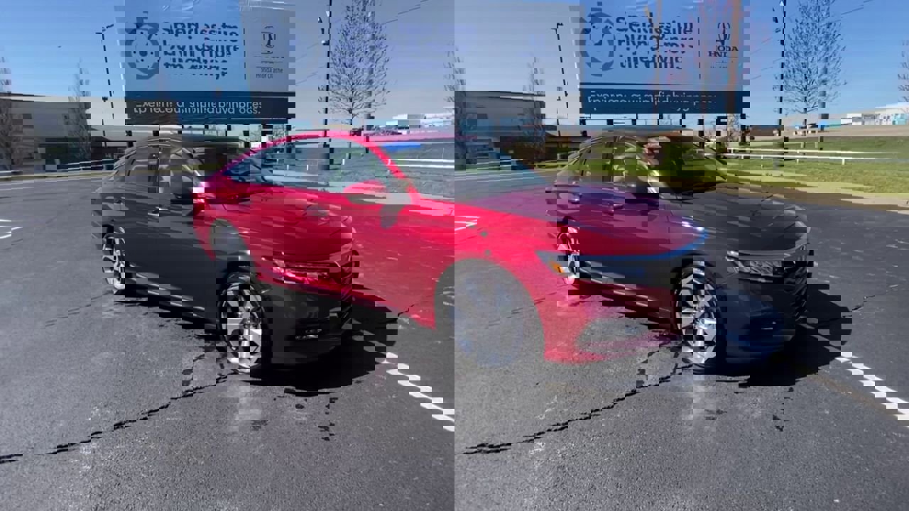 2018 Honda Accord Touring photo 2