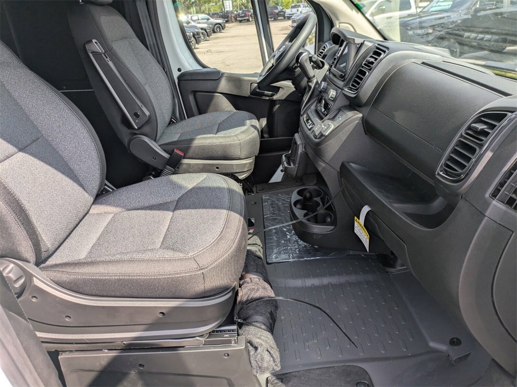 2025 Ram ProMaster 1500 photo 8