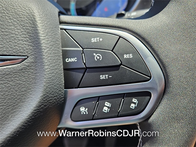 2025 Chrysler Voyager LX photo 22